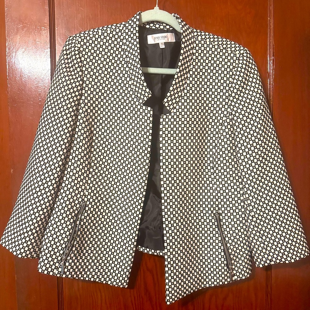 Jones Studio Blazer - size 12